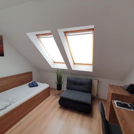 Citylife Rooms Mosonmagyaróvár Esterno foto