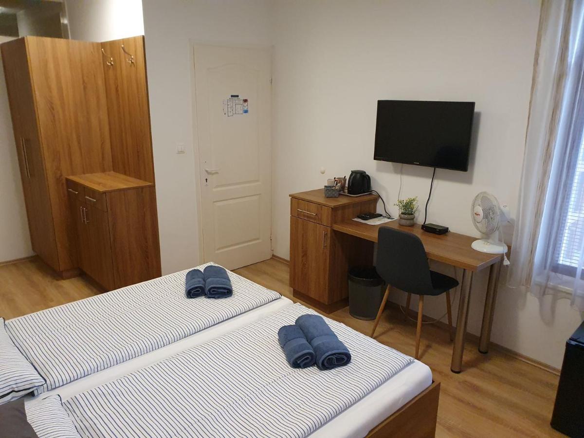 Citylife Rooms Mosonmagyaróvár Esterno foto